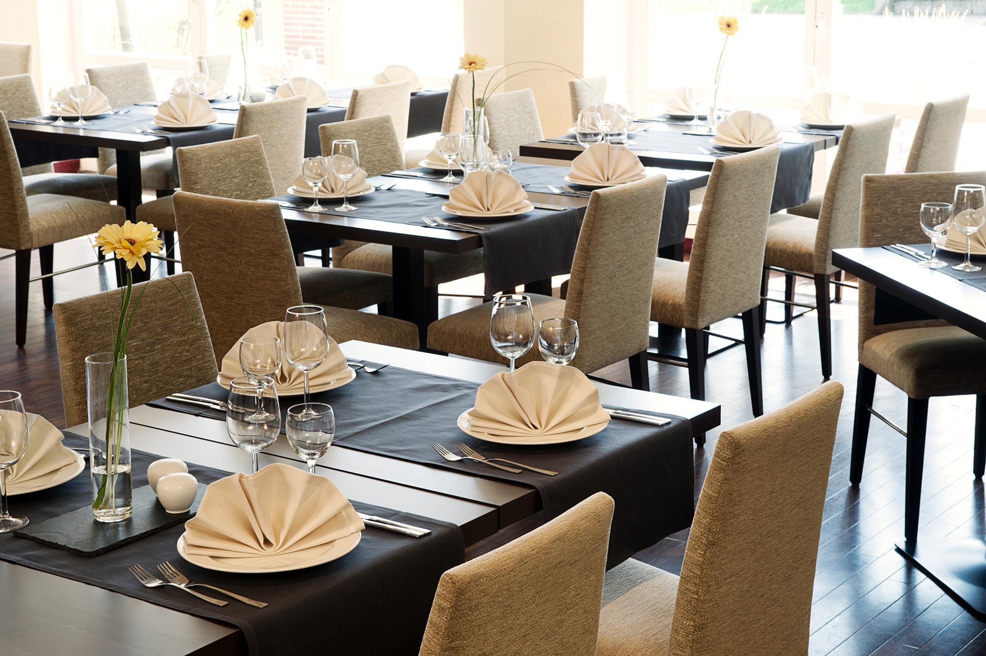 Taste Hotel Heidenheim Bagian luar foto